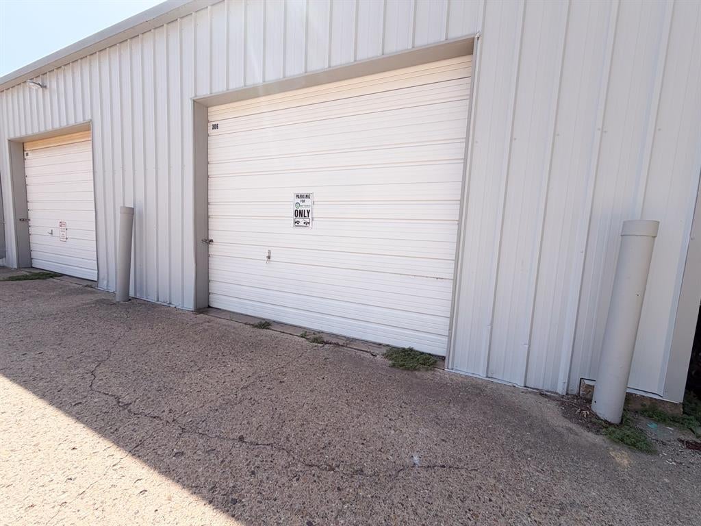 1300 W Main Street 306 — photo