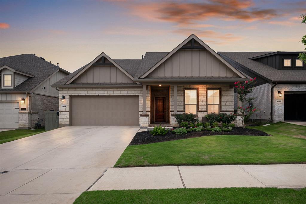 1310 Trailblazer Way — photo