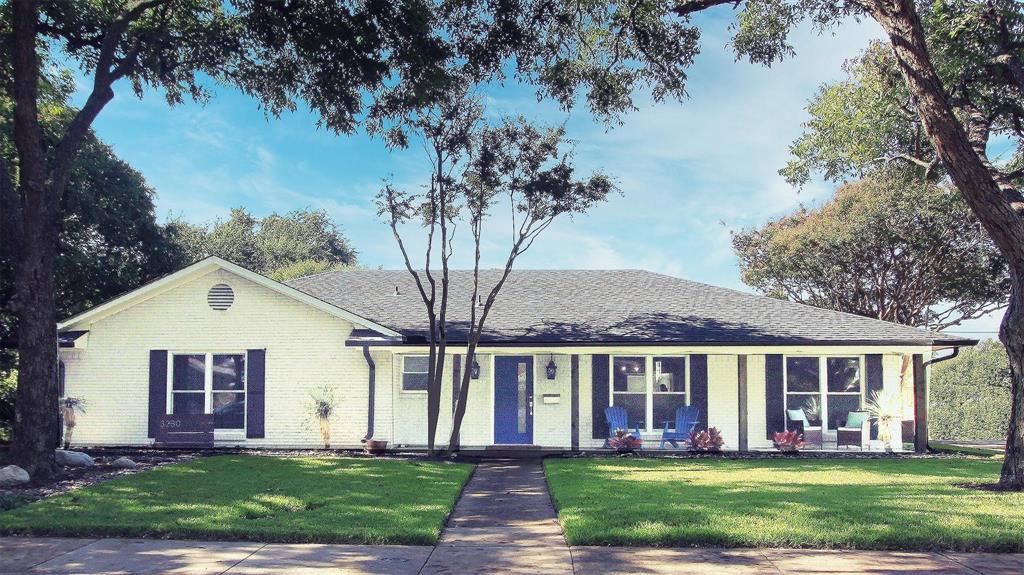 3230 Camelot Drive — photo