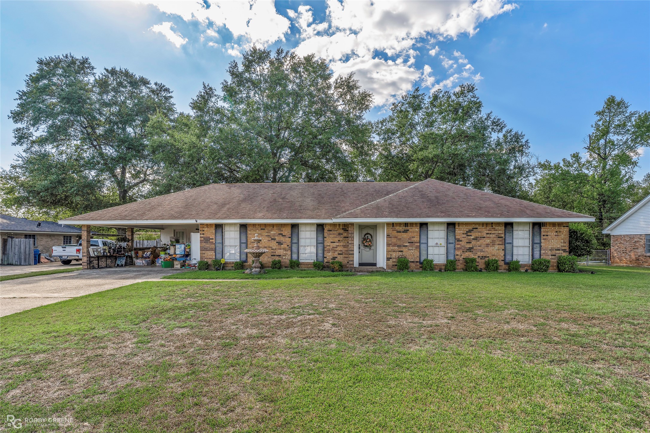 1313 Evergreen Drive — photo