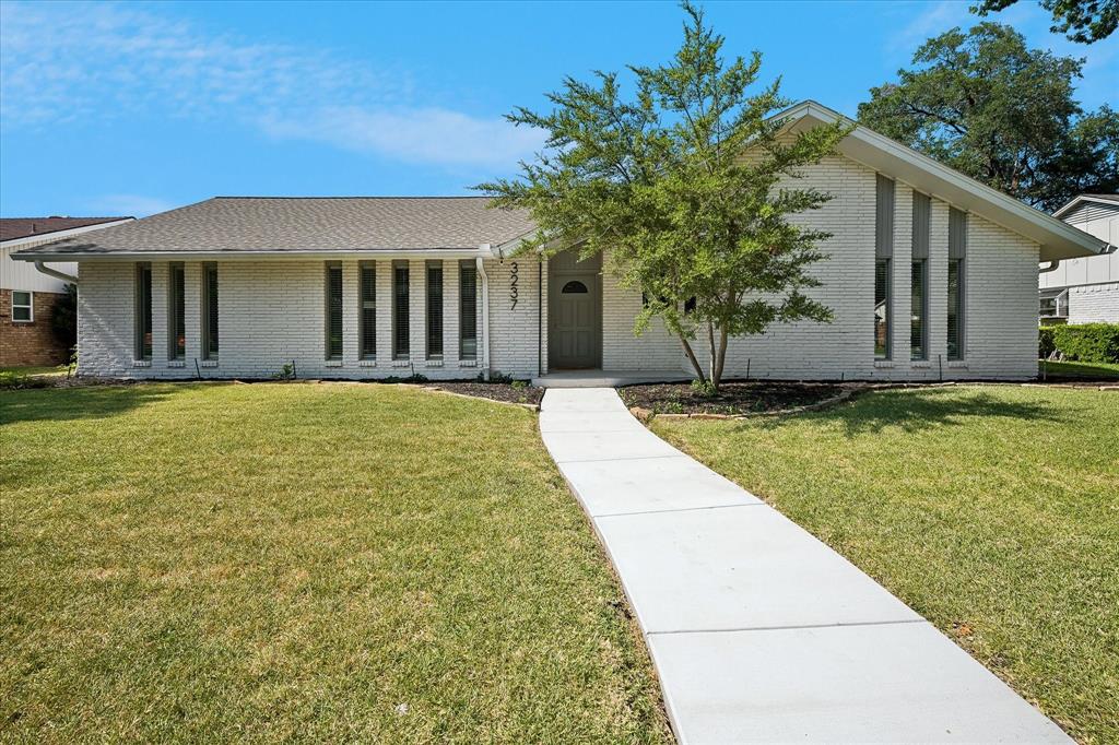 3237 Timberview Road — photo