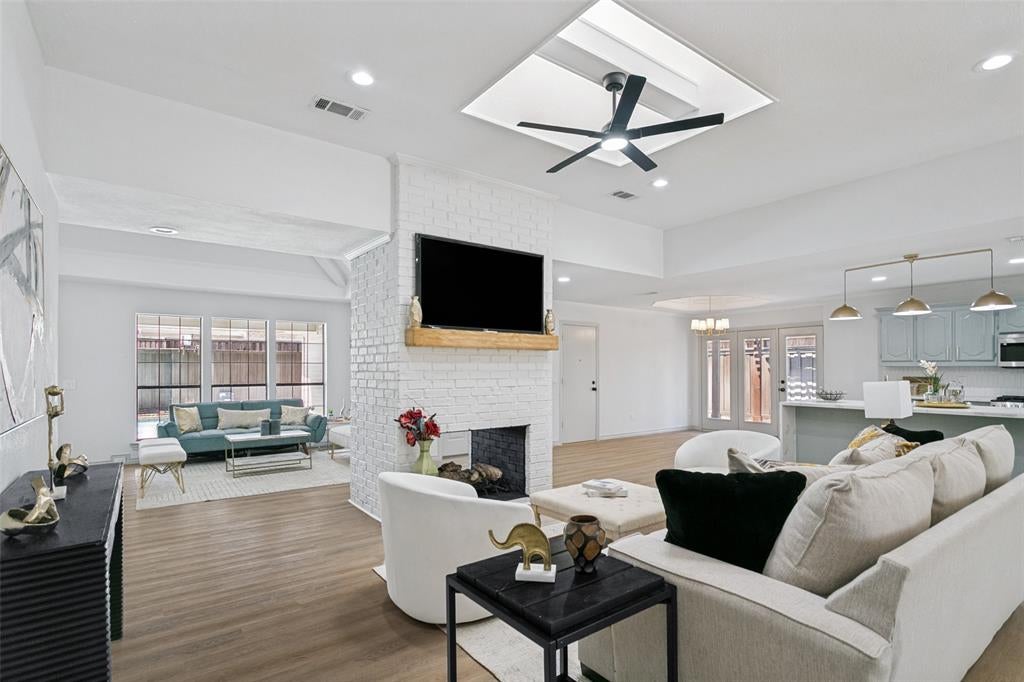 3300 Anchor Drive — photo