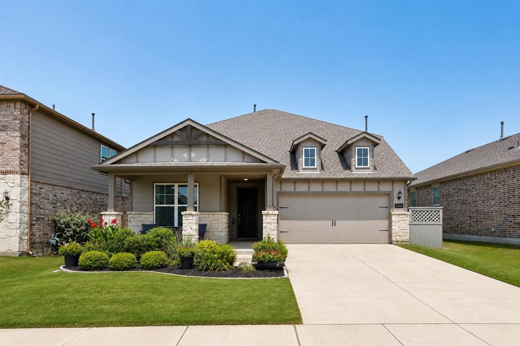 2428 Mockingbird Court — photo