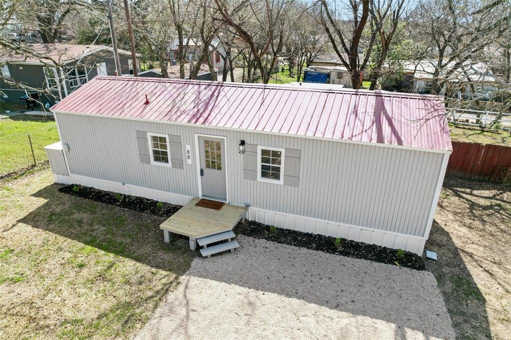 88 Live Oak Street — photo
