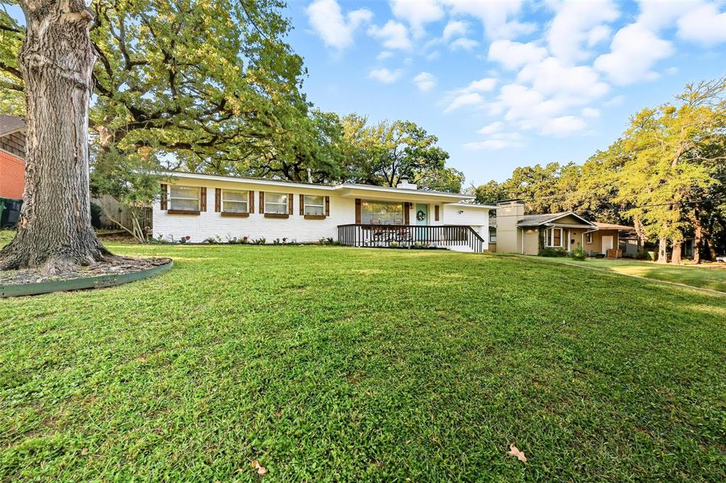 1310 W Cedar Street — photo