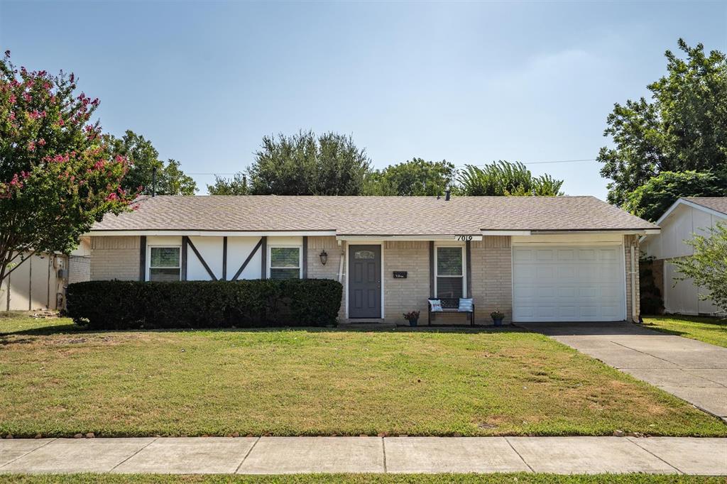 1019 Woodmere Drive — photo