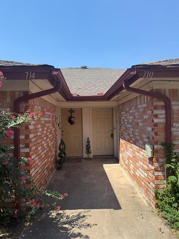708 E Pecan Street 710 — photo