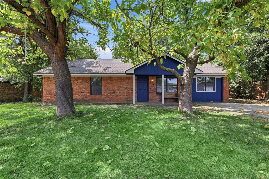 204 Jackilu Street — photo