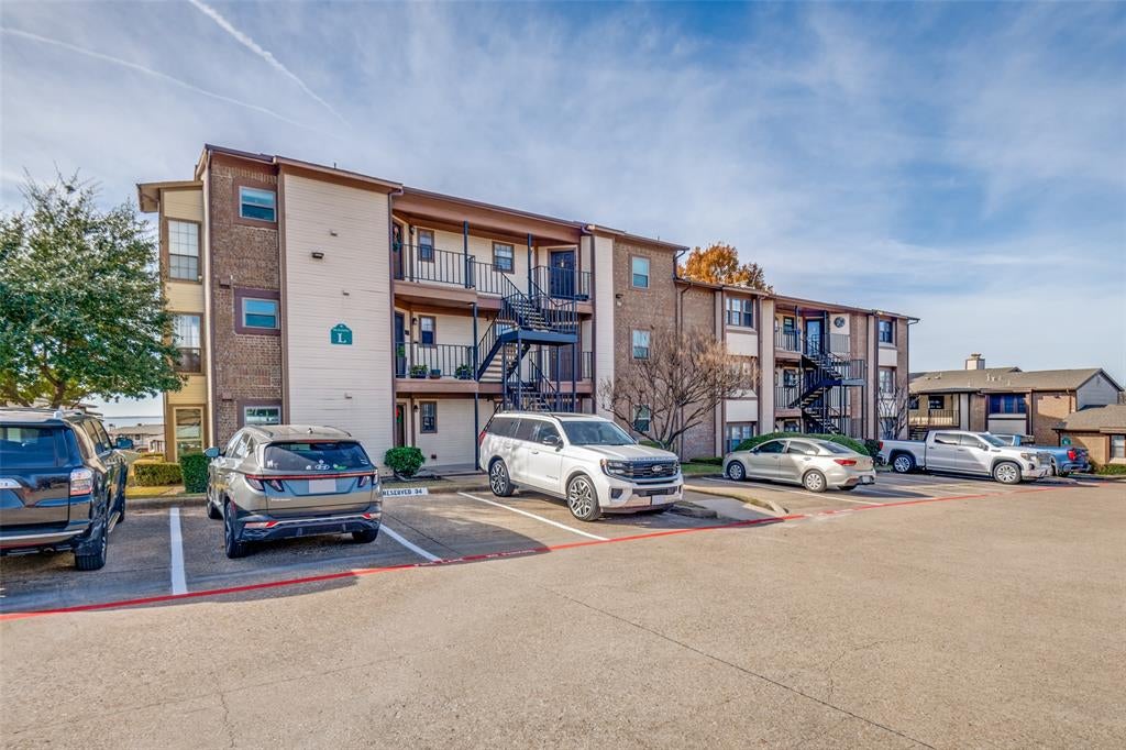 140 Henry M Chandler Drive — photo