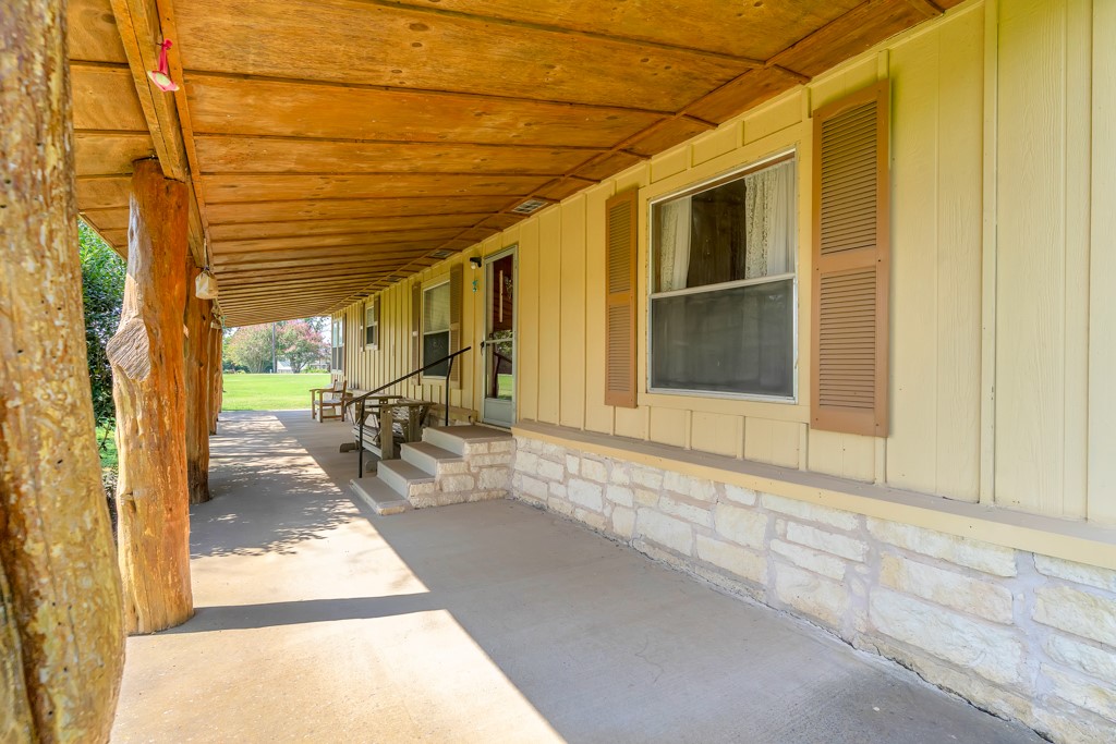 409 S Main, Covington, TX 76636 — photo 2