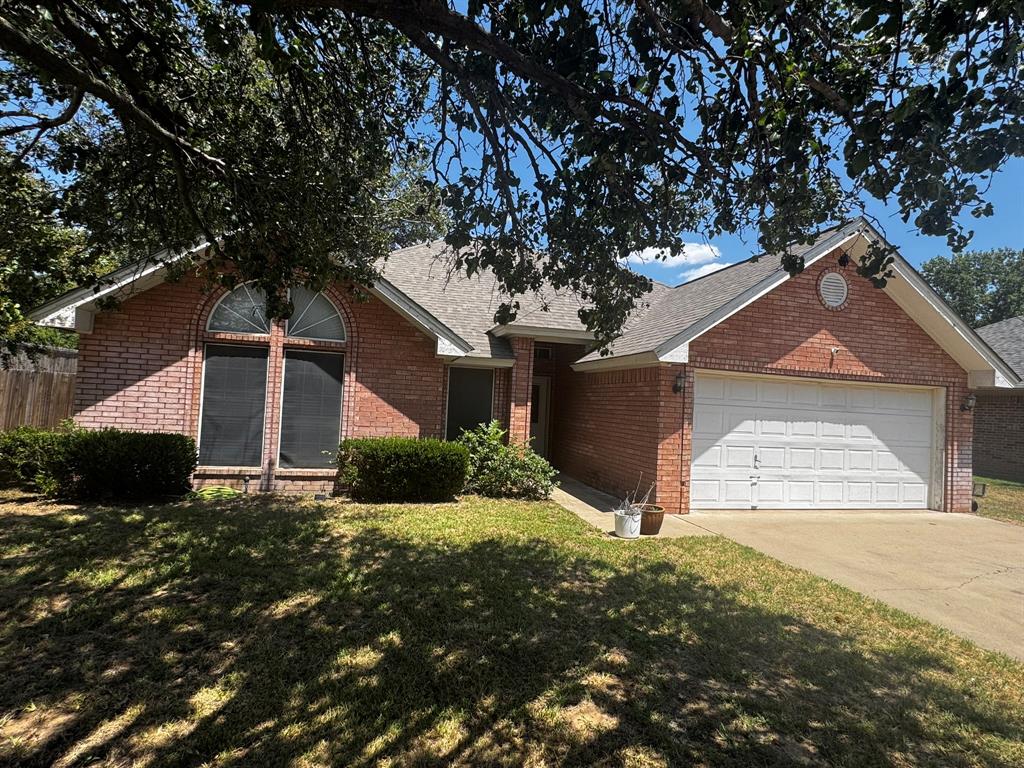 1449 Oakwood Drive — photo