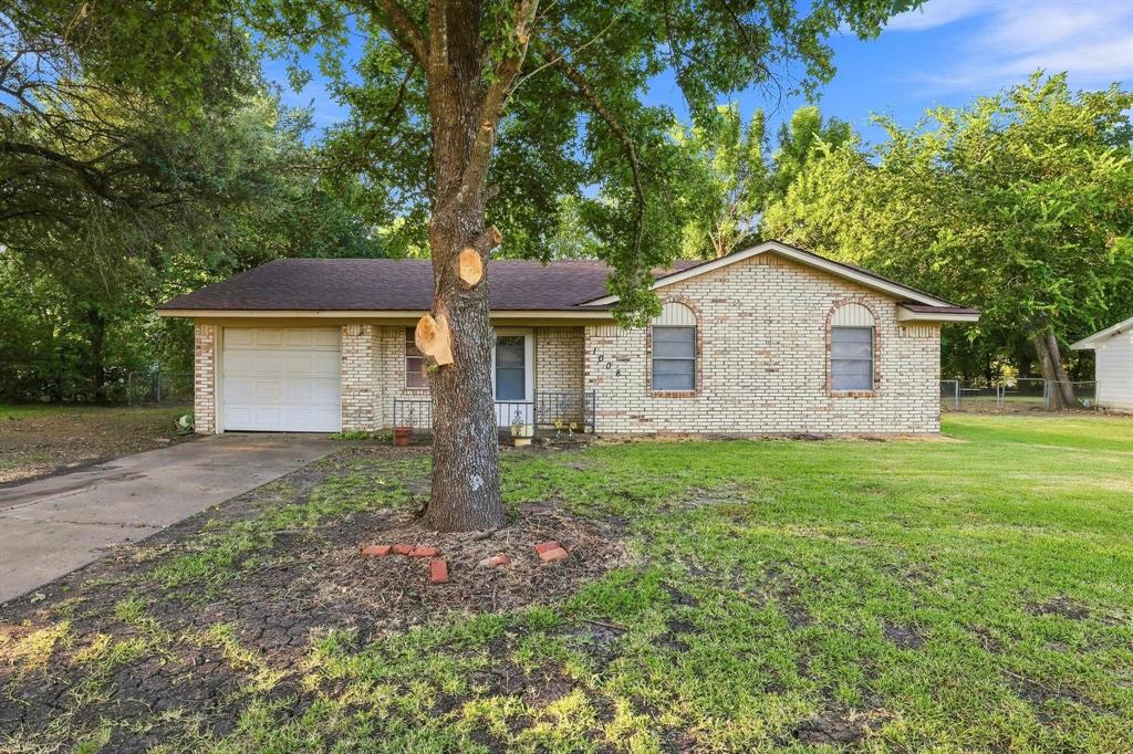 1008 Yeager Street — photo