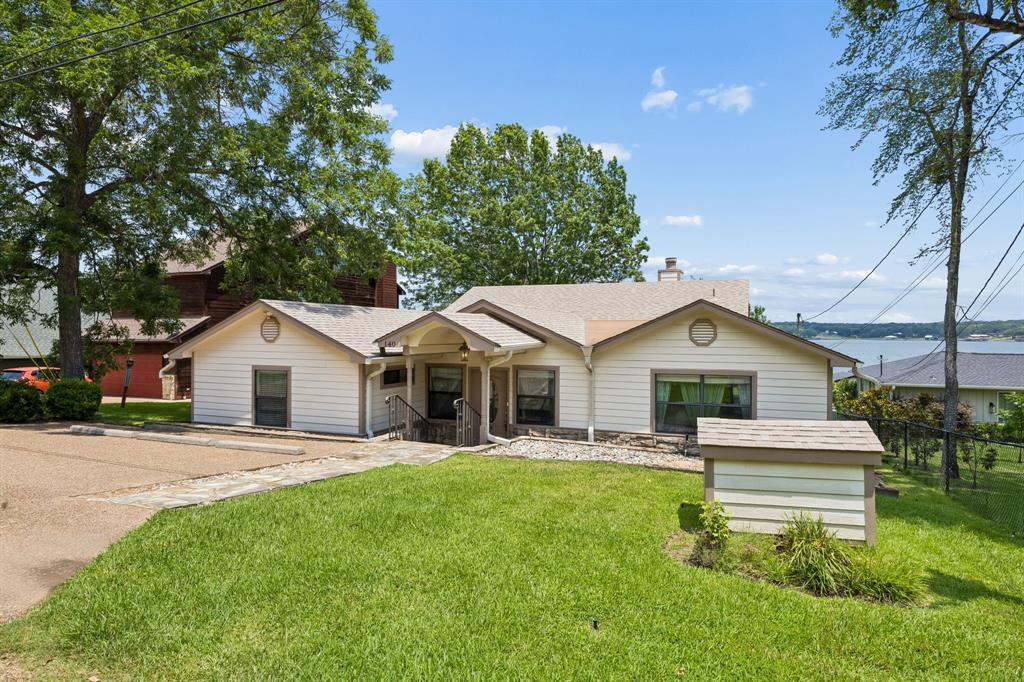 140 Pin Oak Drive — photo