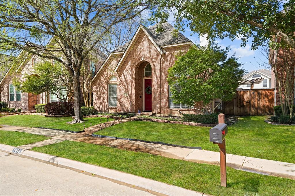 8609 Old Oak Drive — photo