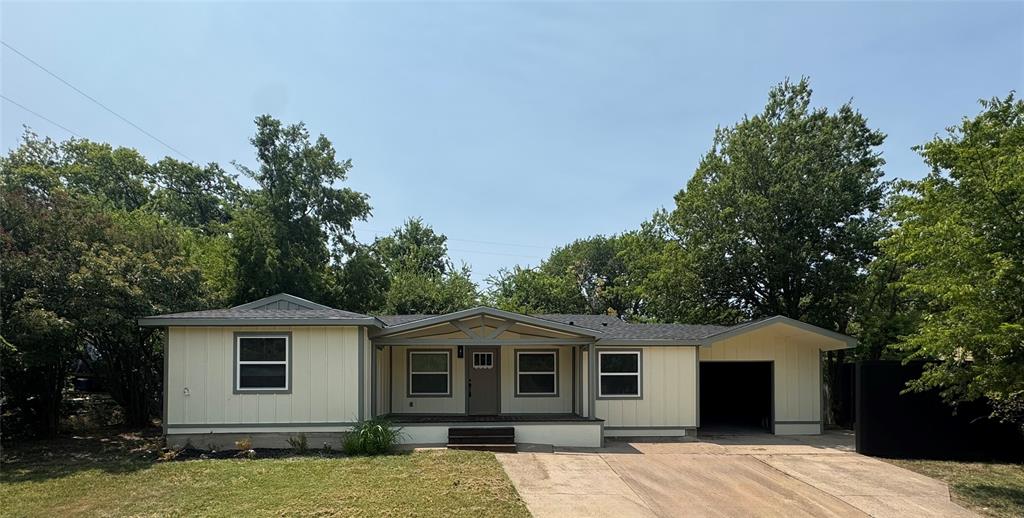 813 Nash Street — photo