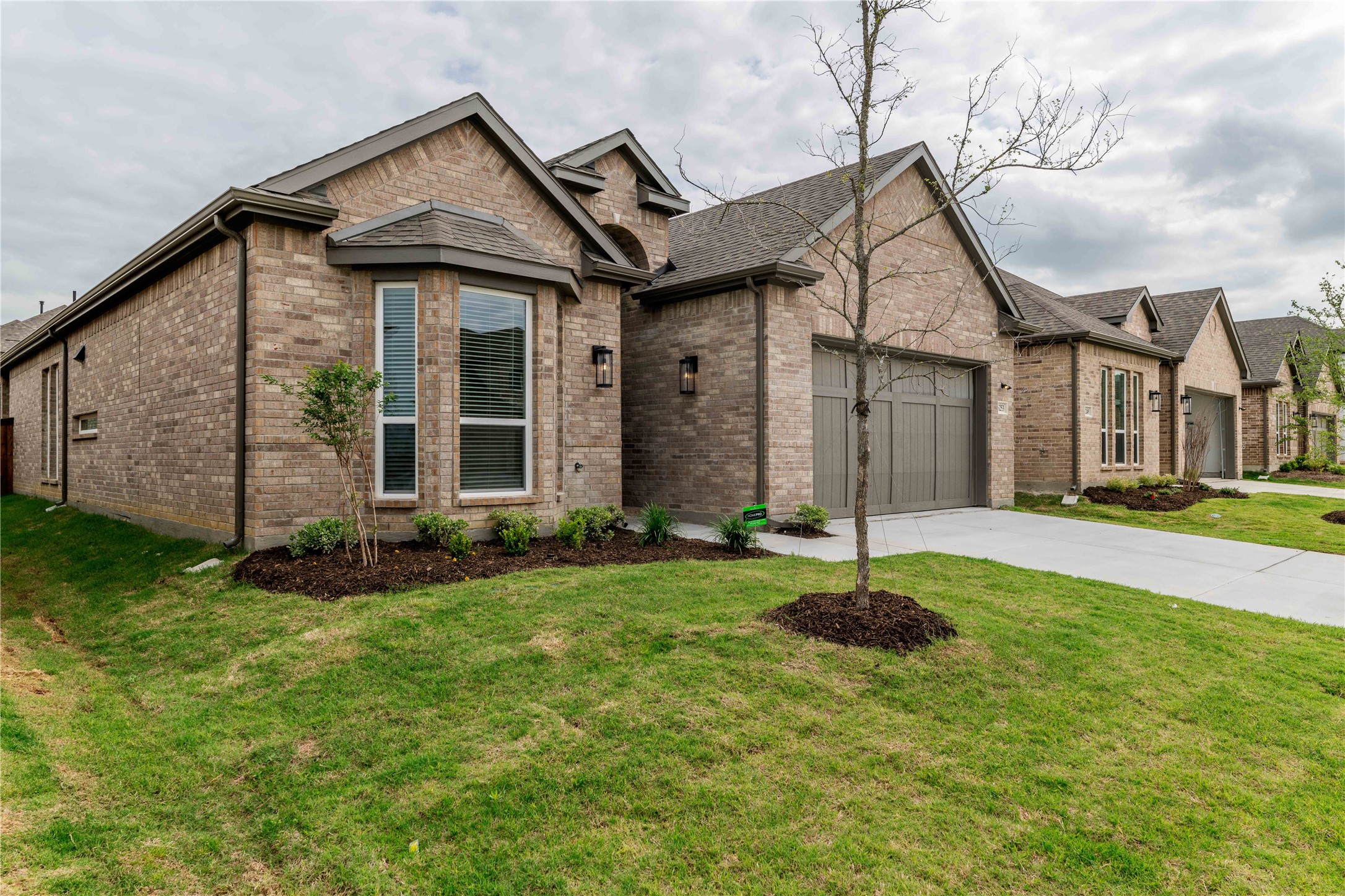 6253 White Creek Drive — photo