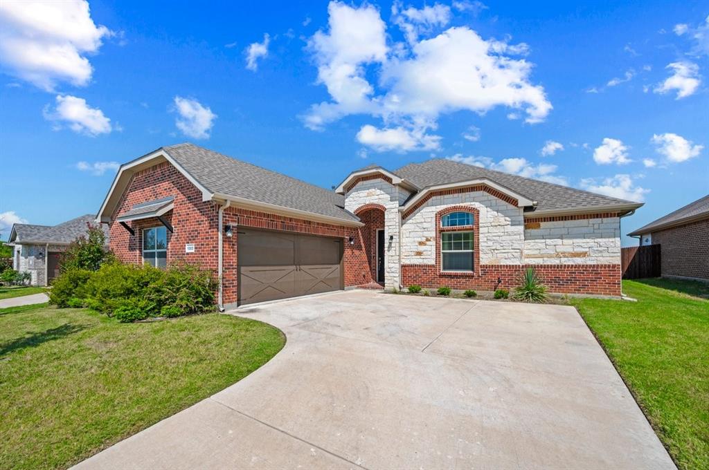 1303 Deer Hollow Drive — photo