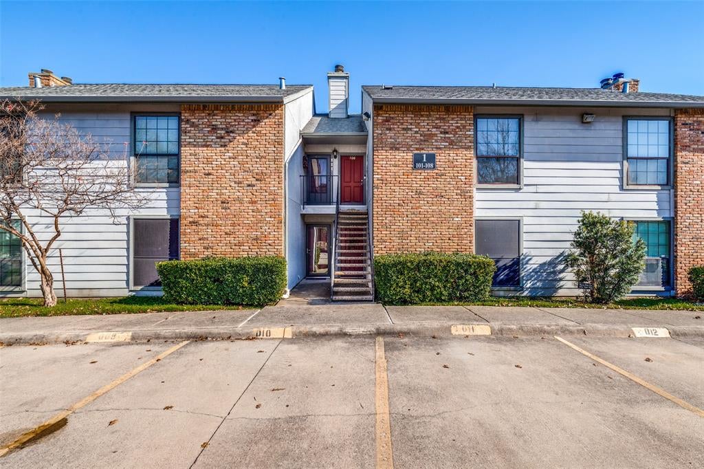 15151 Berry Trail 106 — photo