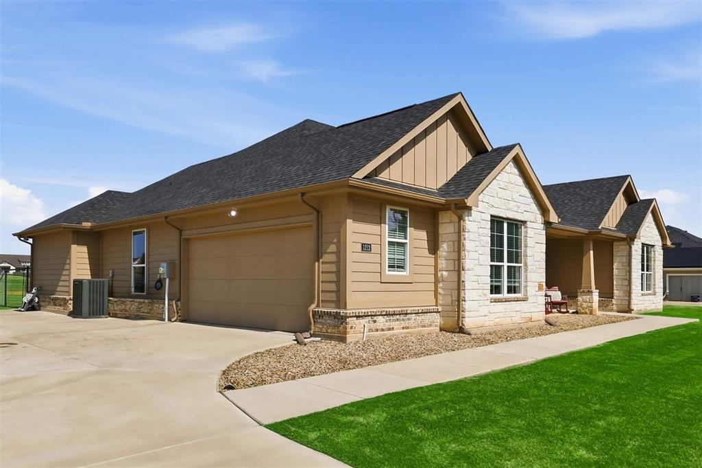 1212 County Road 4797 — photo