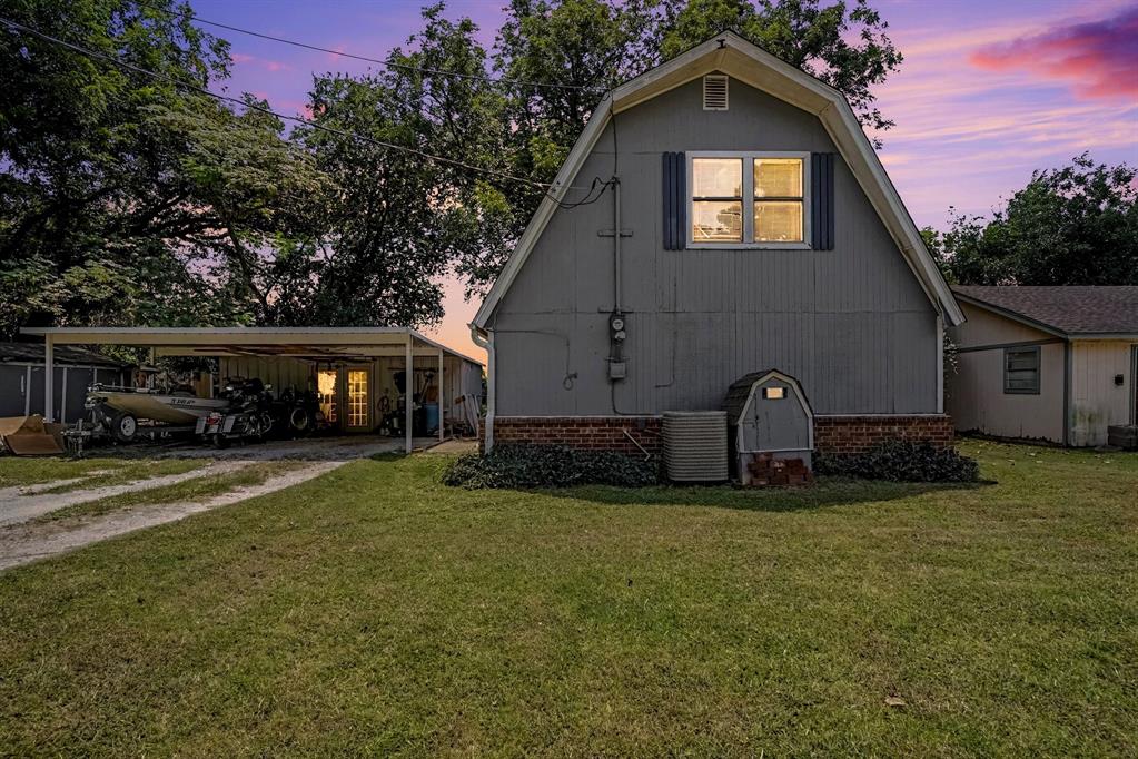 322 Hillcroft Drive — photo