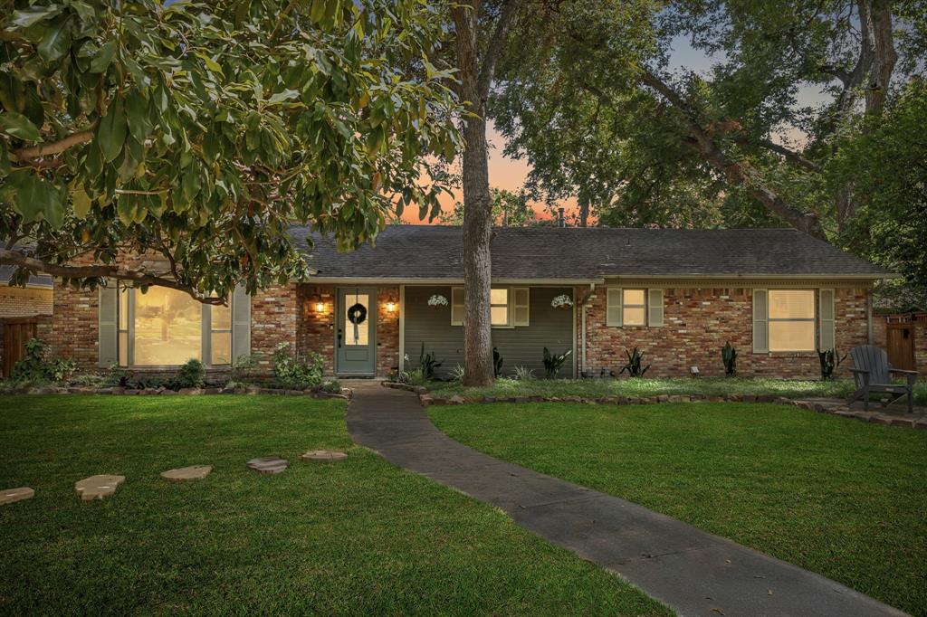 9812 Ravensway Drive — photo