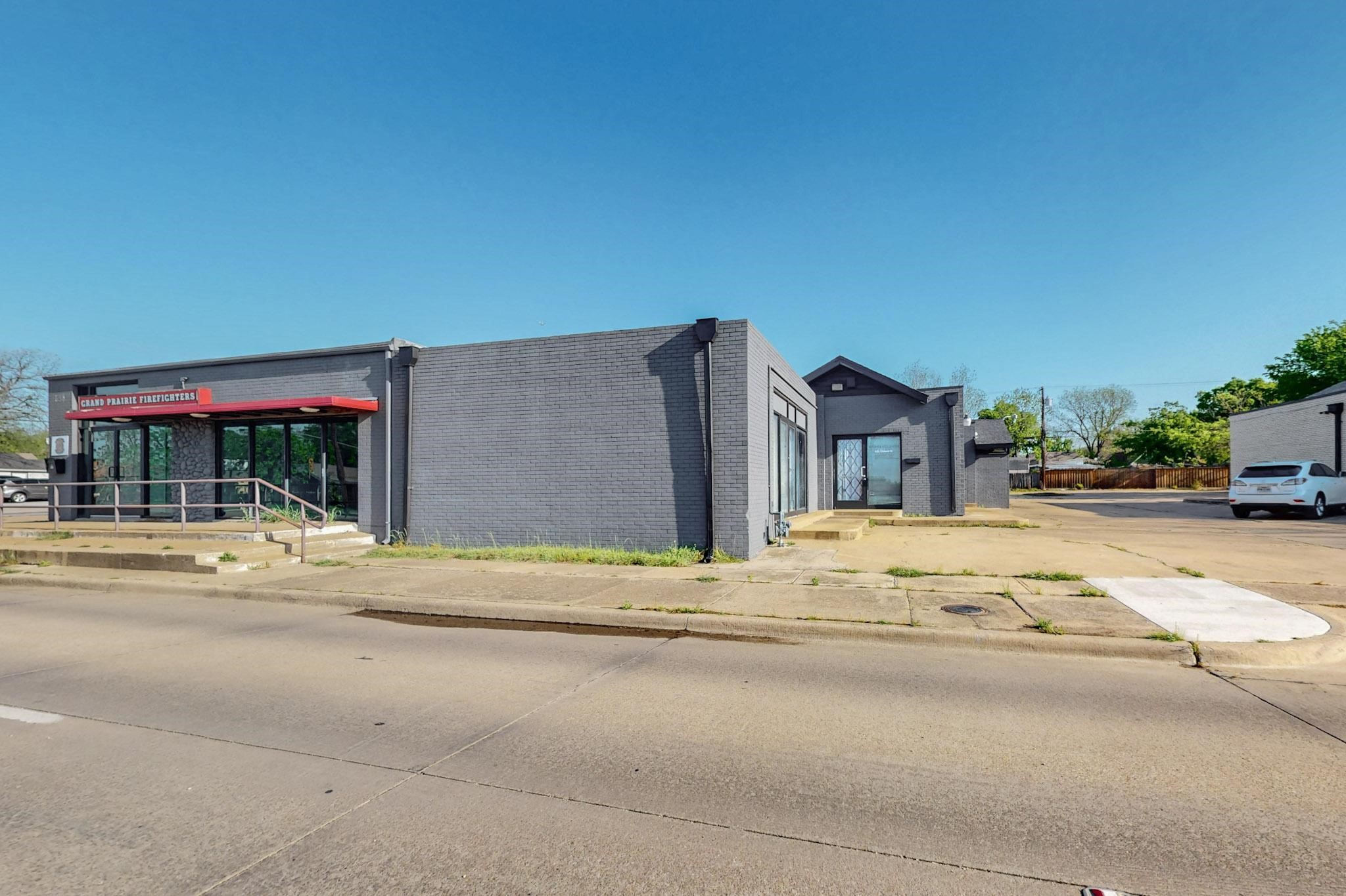 630 Dalworth Street — photo