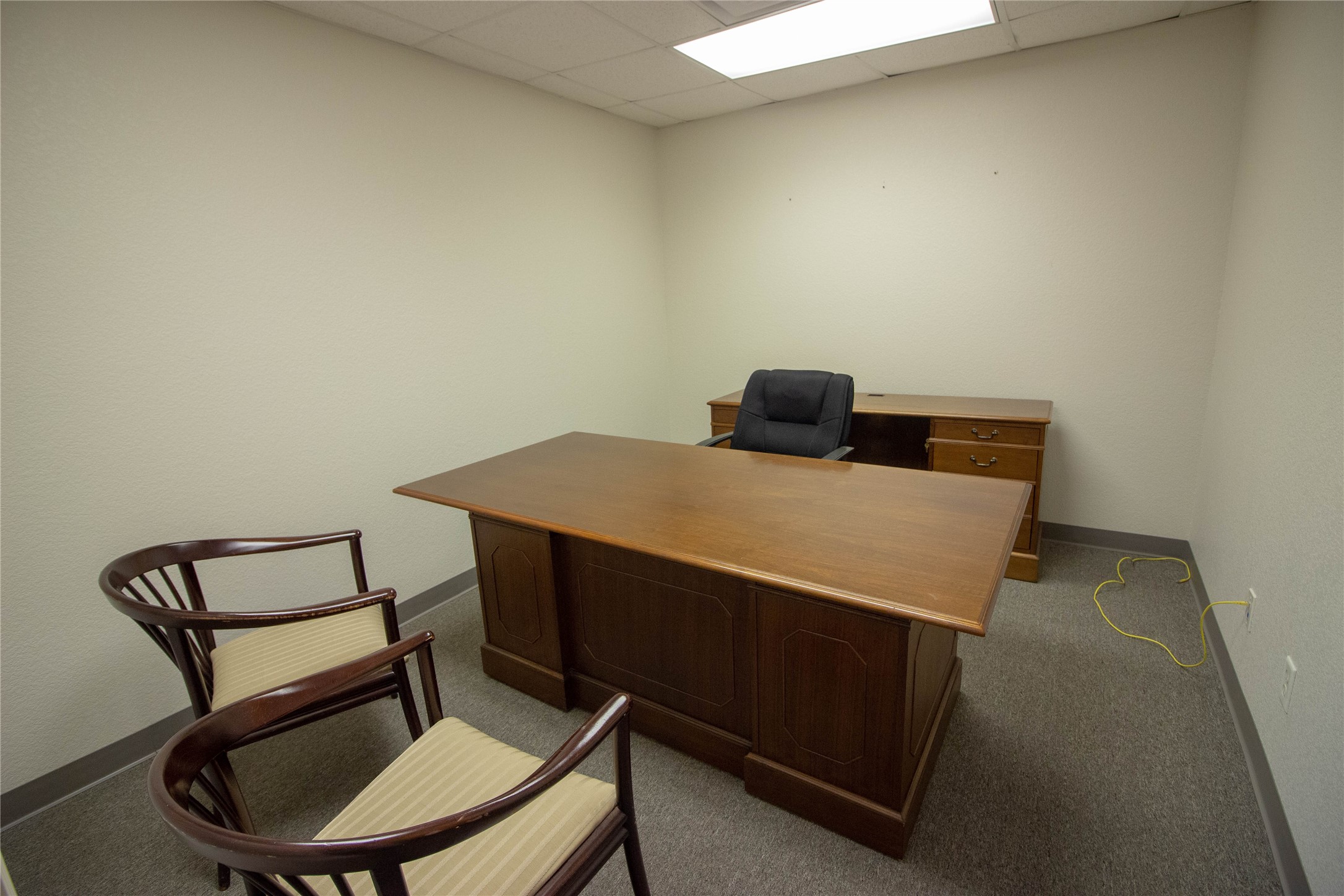 209 E Fair Street, Kaufman, TX 75142 — photo 2