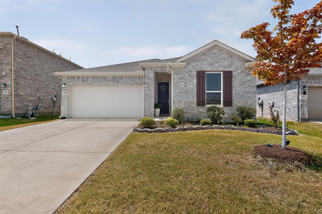 980 Burnett Drive — photo
