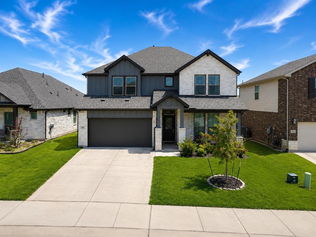 2417 Mankato Drive — photo