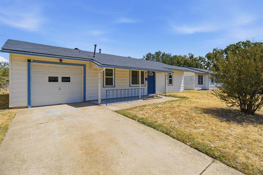 804 Aransas Drive — photo