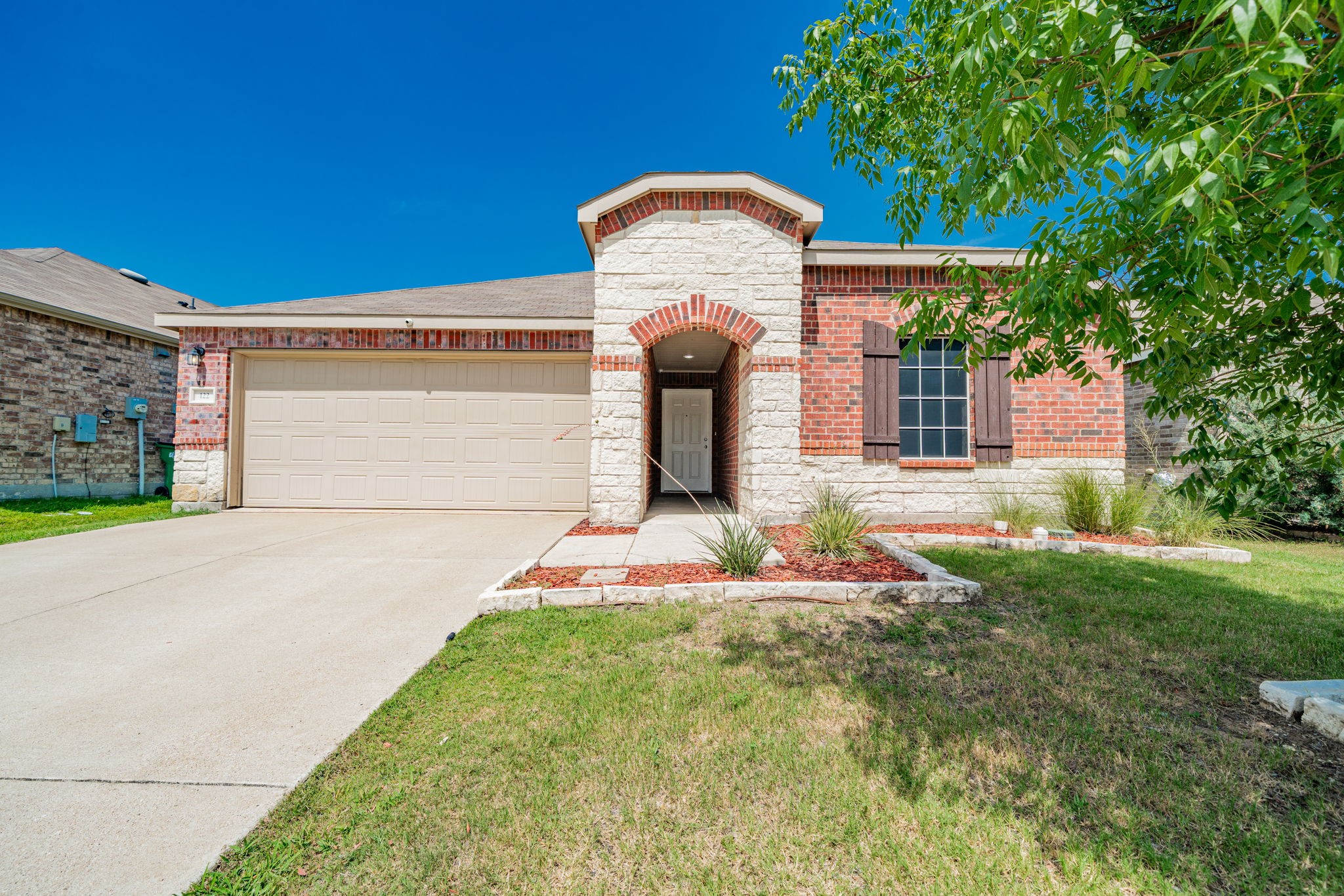 122 Feverbush Drive — photo