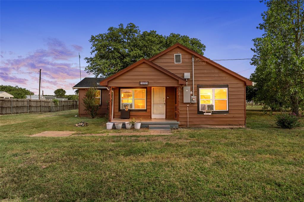 1001 Hamilton Drive — photo