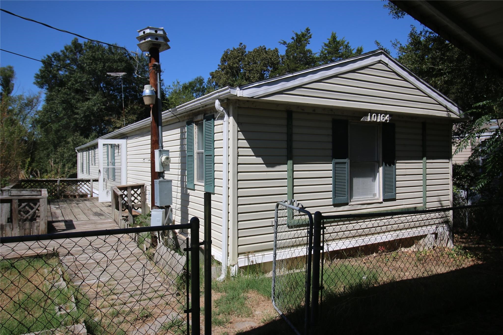 10164 Gaillard Lake — photo