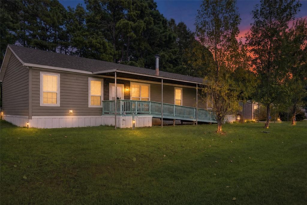7225 Jennifer Lane — photo