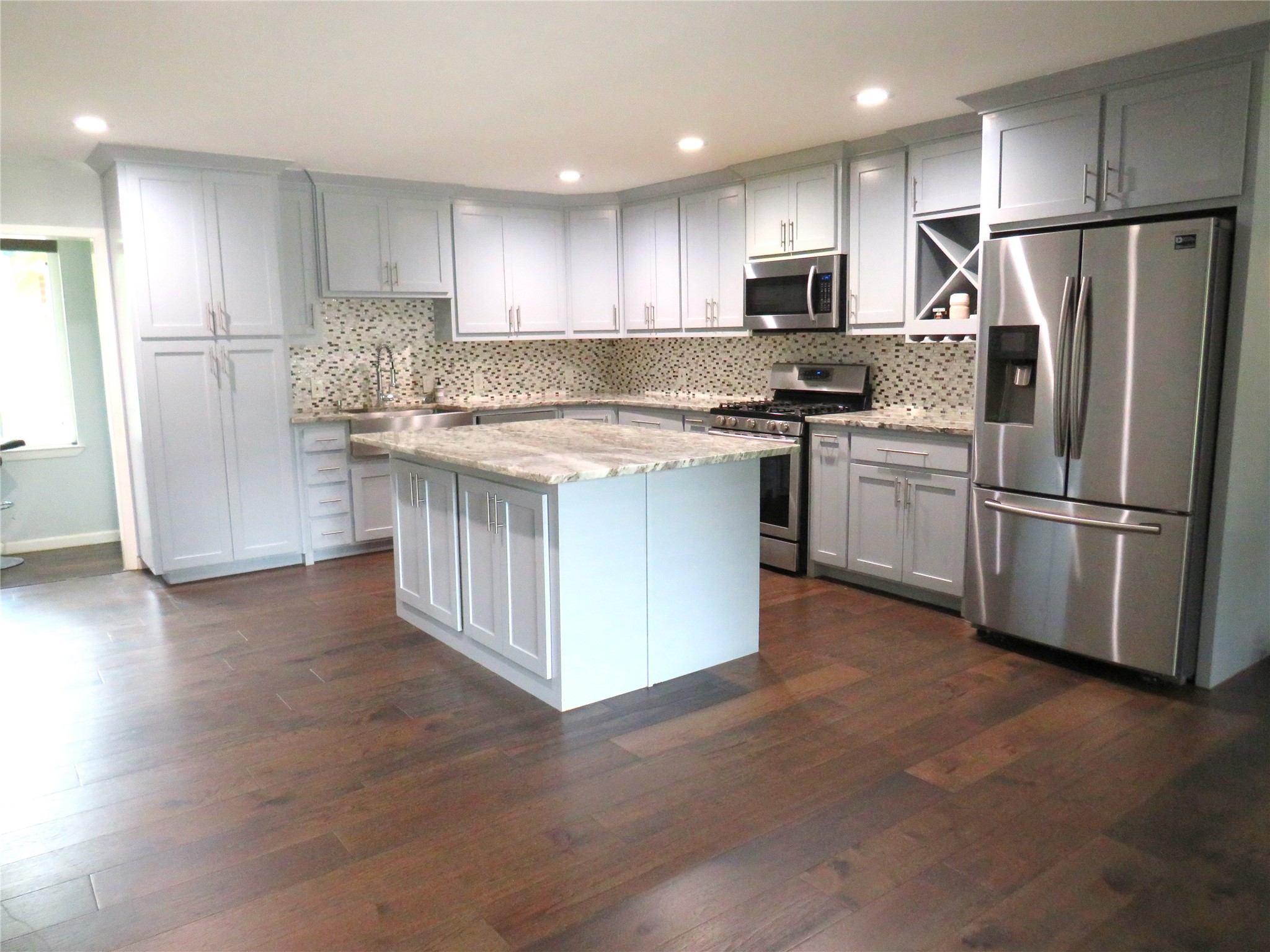 1026 Thomas Street — photo
