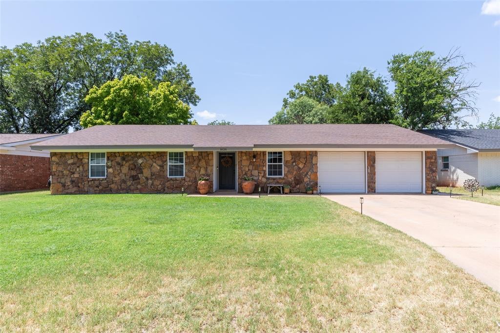 1626 Marsalis Drive — photo