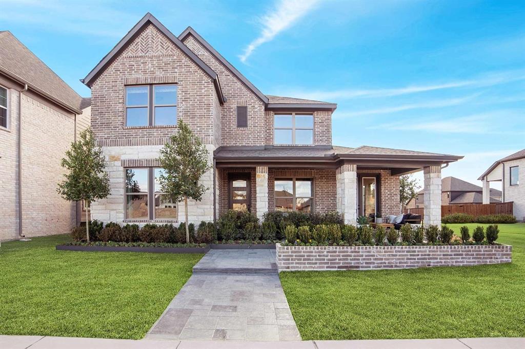 723 Grand Oak Drive — photo