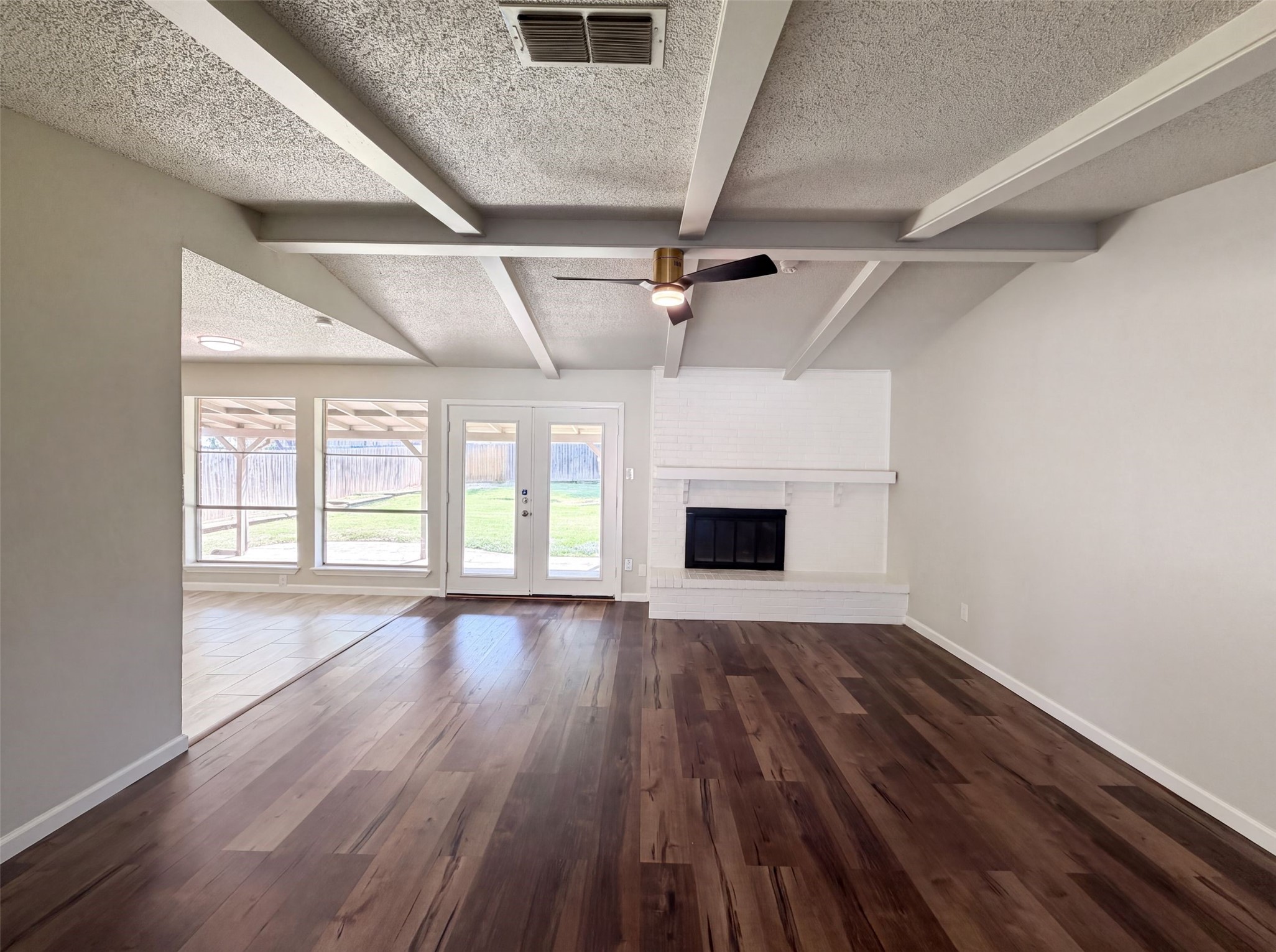 2136 Mountainview Drive, Hurst, TX 76054 — photo 3