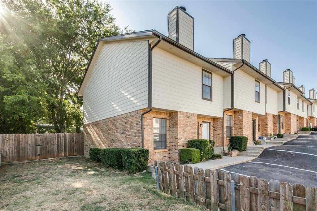 1265 Dallas Drive — photo