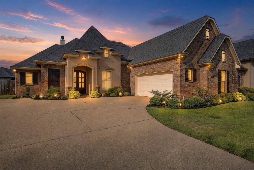 1208 Pontchartrain Court — photo