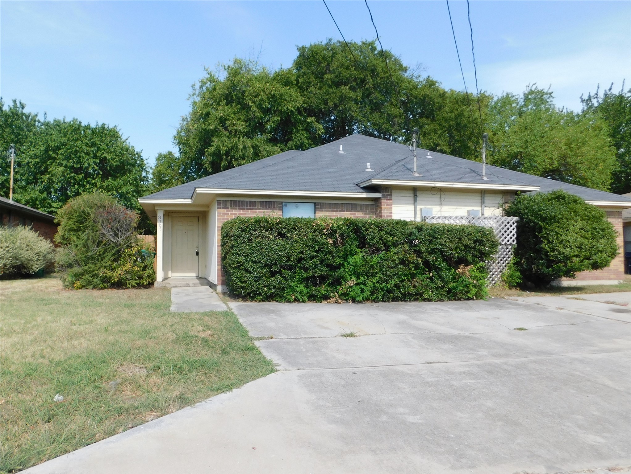 3305 Gardenview Circle — photo