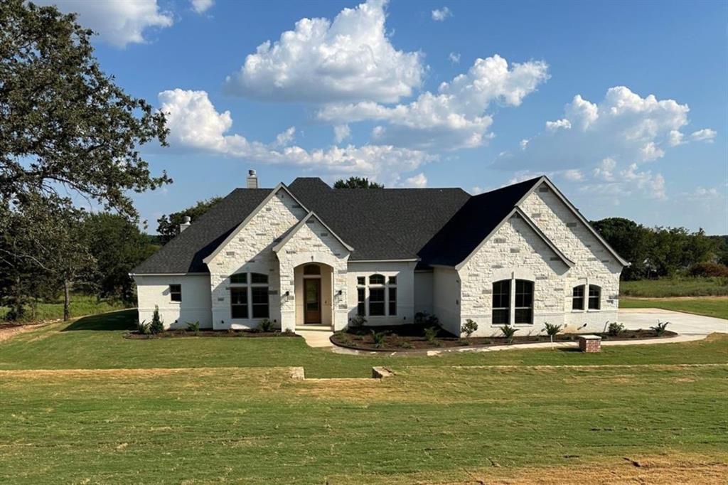 1009 Old Oaks Court — photo