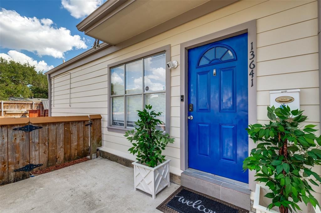 13641 Weald Green Street — photo