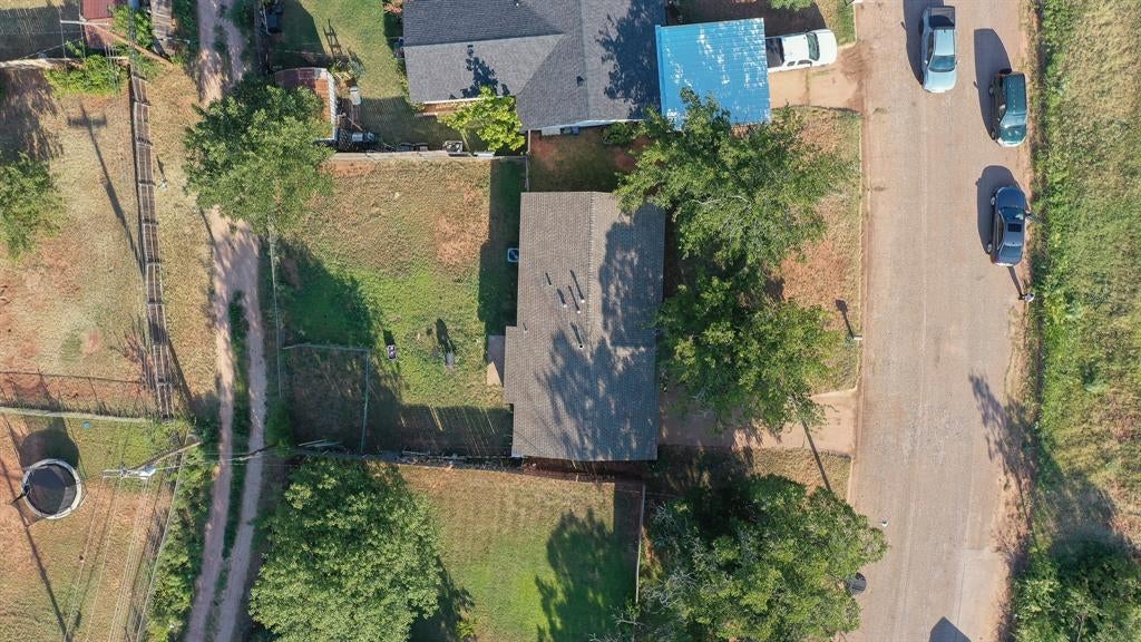 4250 Sherwood Drive — photo