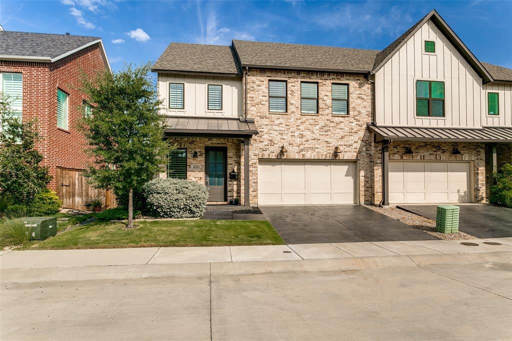631 Verrine Way — photo