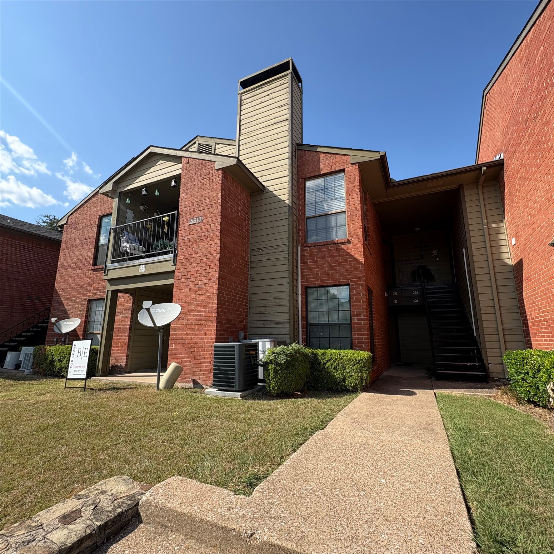 5913 Lake Hubbard Parkway 123 — photo