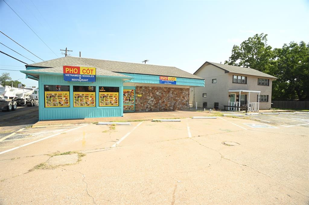 1018 S Austin Avenue — photo