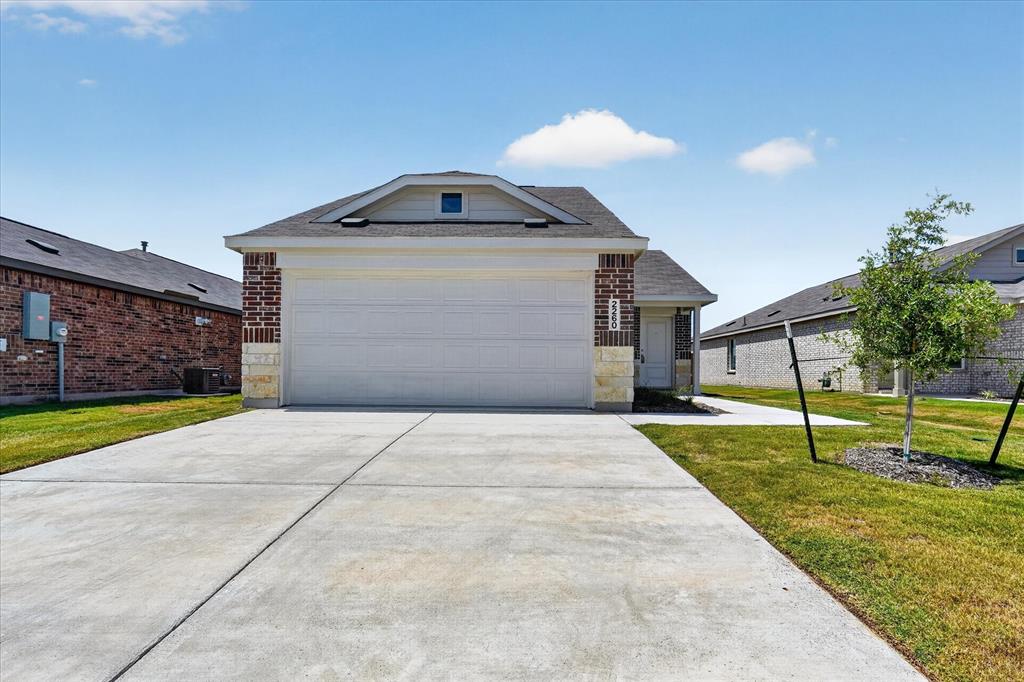 2260 Neyland Drive — photo