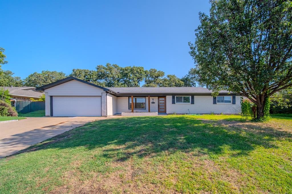 532 Plainview Drive — photo