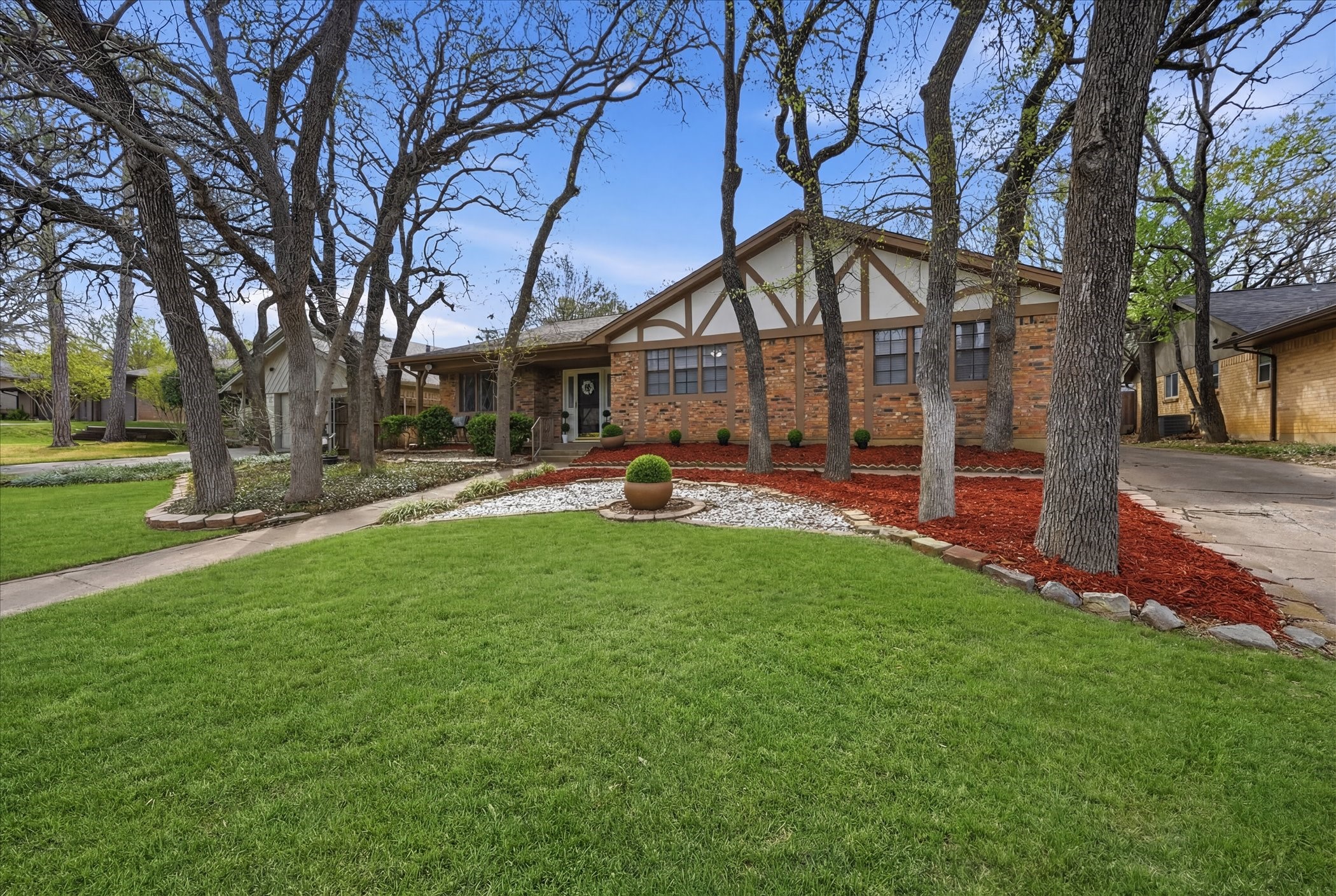 5808 Ridge Drive, Arlington, TX 76016 — photo 3